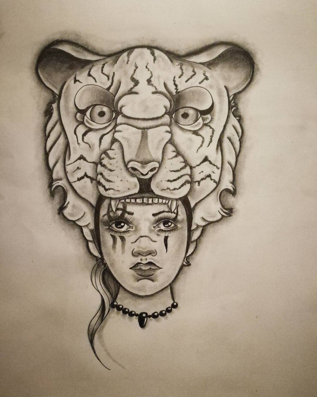 做主持人的毛先生美女虎纹身手稿